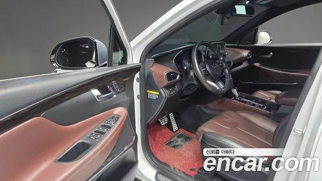 Hyundai Santafe 2020 — фото 13