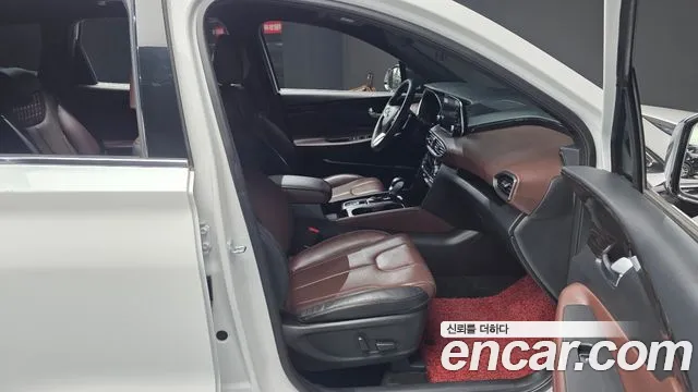 Hyundai Santafe 2020 — фото 16