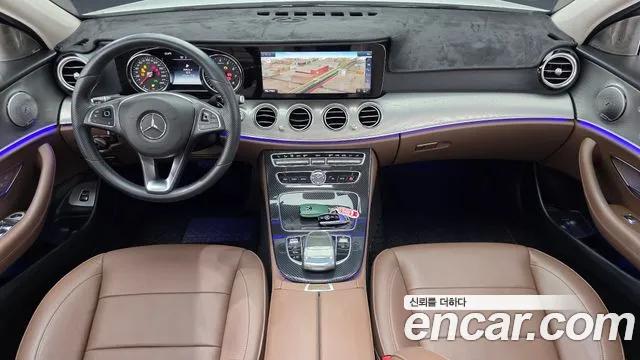 Mercedes-Benz E-Class 2018 — фото 10