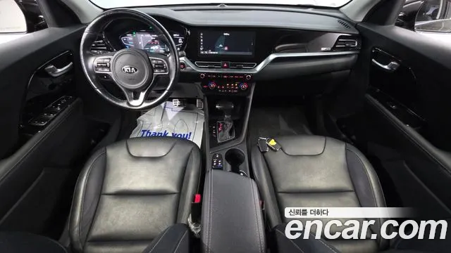 Kia Niro 2021 — фото 10