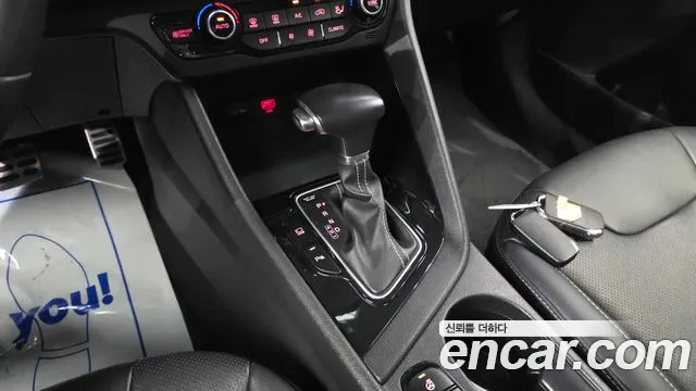 Kia Niro 2021 — фото 12