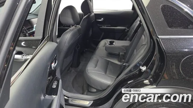 Kia Niro 2021 — фото 17