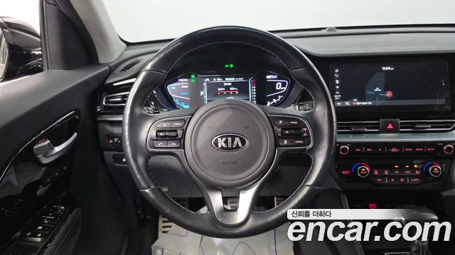 Kia Niro 2021 — фото 20