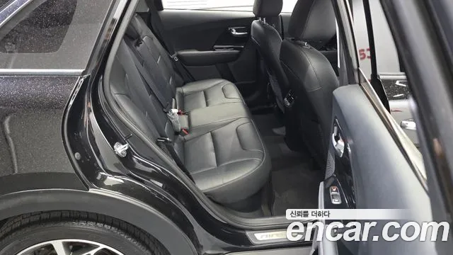 Kia Niro 2021 — фото 16