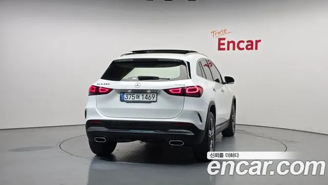 Mercedes-Benz GLA-Class 2021 — фото 4