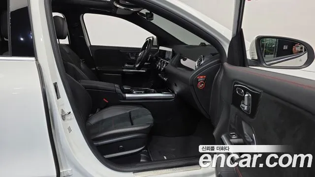 Mercedes-Benz GLA-Class 2021 — фото 17