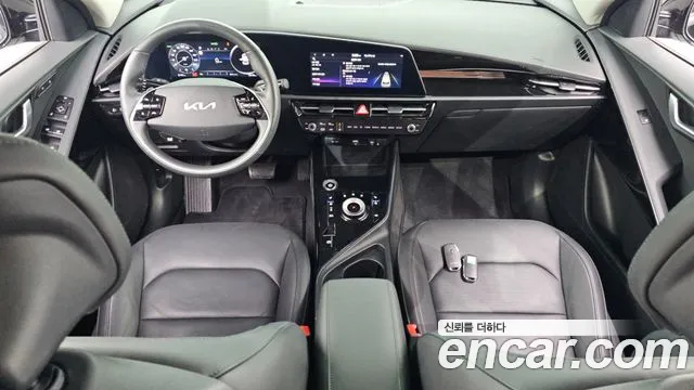 Kia Niro 2024 — фото 10