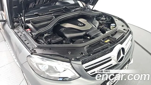 Mercedes-Benz GLE-Class 2017 — фото 6