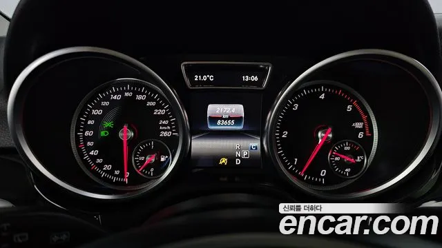 Mercedes-Benz GLE-Class 2017 — фото 11