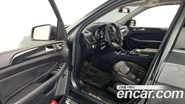 Mercedes-Benz GLE-Class 2017 — фото 13
