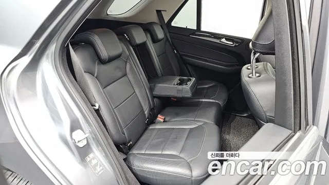 Mercedes-Benz GLE-Class 2017 — фото 17