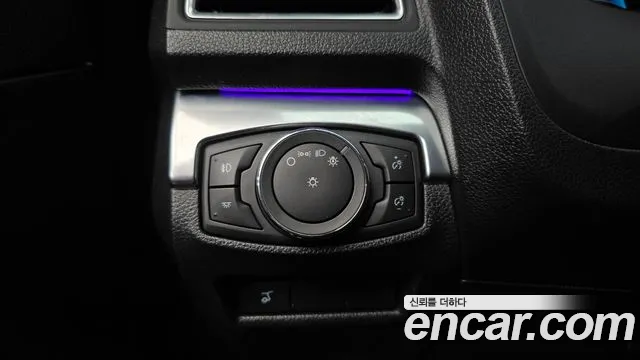 Ford Explorer 2017 — фото 18