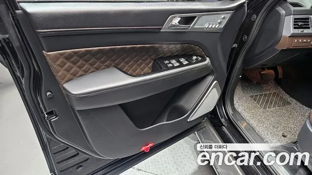 KG_Mobility_Ssangyong Rexton 2023 — фото 14