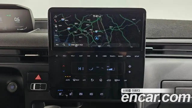 Hyundai Staria 2023 — фото 17