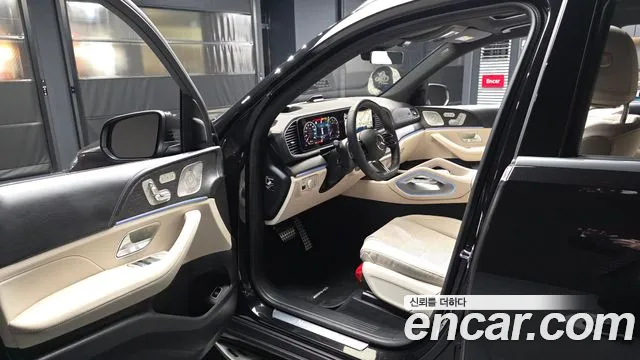 Mercedes-Benz GLS-Class 2025 — фото 13