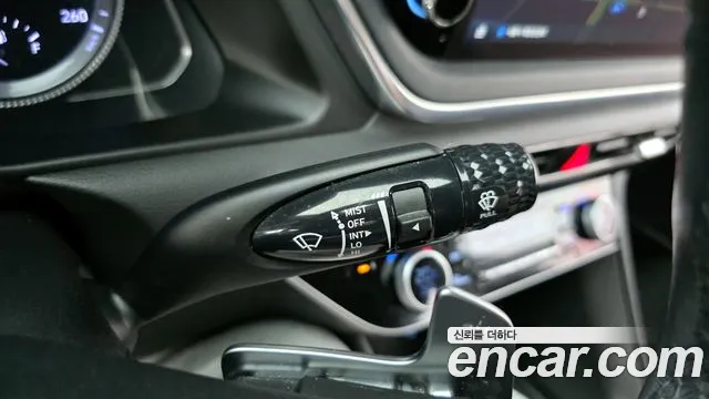 Hyundai Sonata 2020 — фото 16