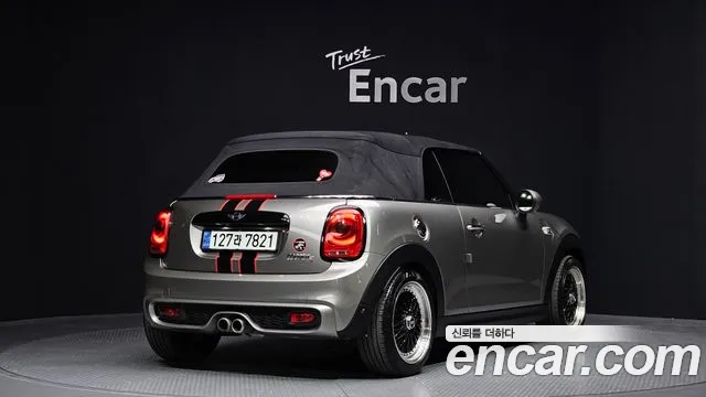 Mini Cooper Convertible 2016 — фото 2