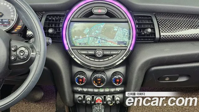 Mini Cooper Convertible 2016 — фото 14