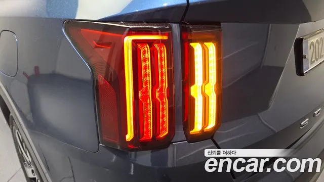 Kia Sorento 2022 — фото 9