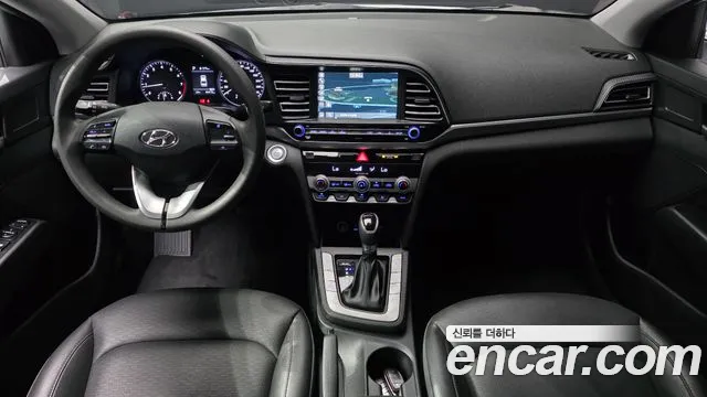 Hyundai AVANTE 2019 — фото 7