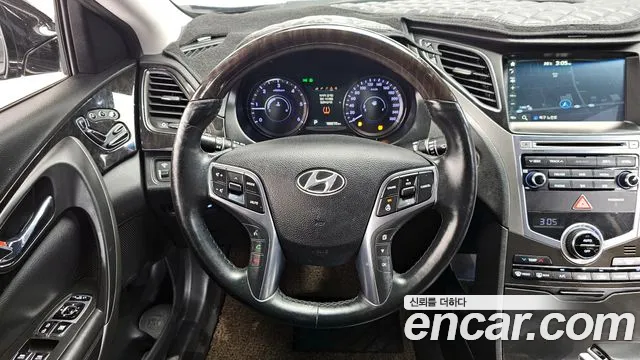 Hyundai Grandeur 2015 — фото 14