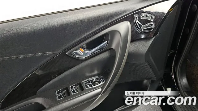 Hyundai Grandeur 2015 — фото 17