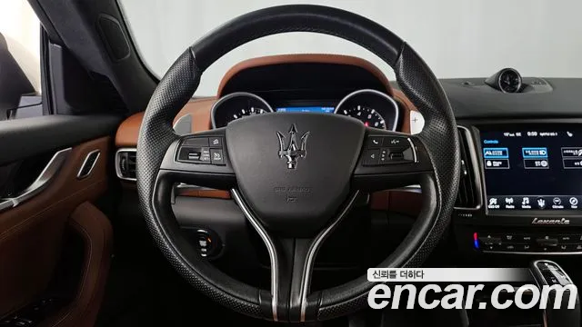 Maserati Levante 2020 — фото 13