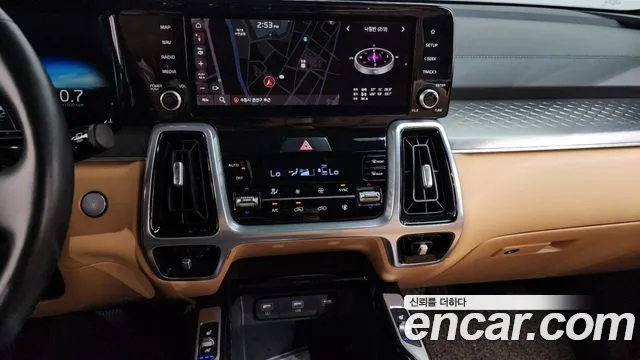Kia Sorento 2021 — фото 18
