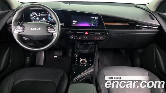 Kia Niro 2024 — фото 10