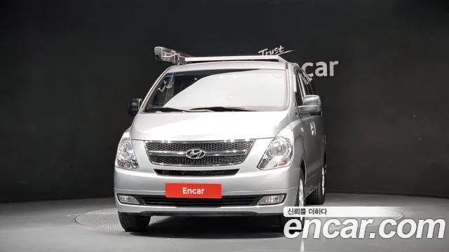 Hyundai Starex 2015 — фото 3