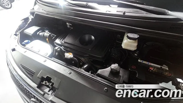 Hyundai Starex 2015 — фото 6