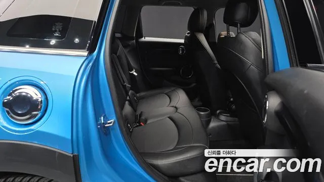 Mini Cooper 2019 — фото 11