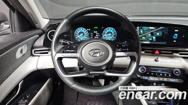 Hyundai AVANTE 2021 — фото 12