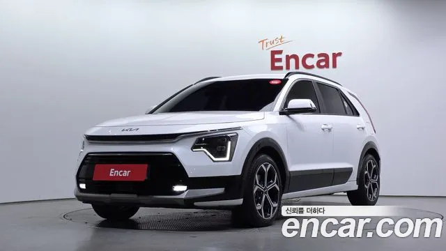 Kia Niro 2022 — фото 1