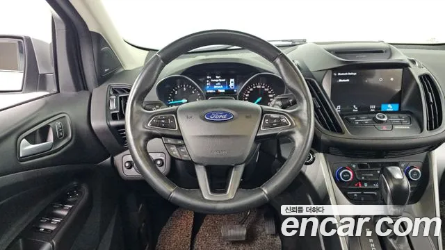 Ford Kuga 2017 — фото 14