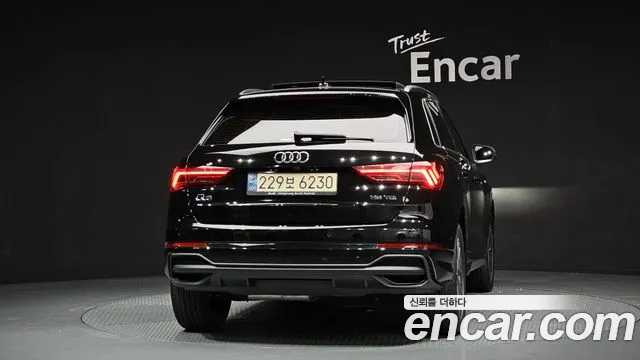 Audi Q3 2023 — фото 4