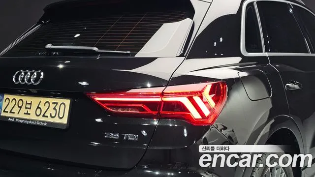 Audi Q3 2023 — фото 9