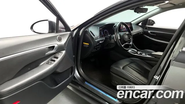 Hyundai Sonata 2020 — фото 13