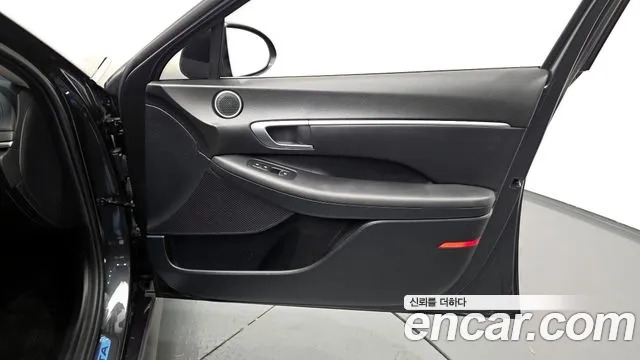Hyundai Sonata 2020 — фото 15