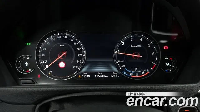 BMW 3-Series 2018 — фото 11