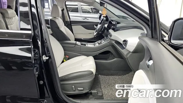 Hyundai Santafe 2021 — фото 17
