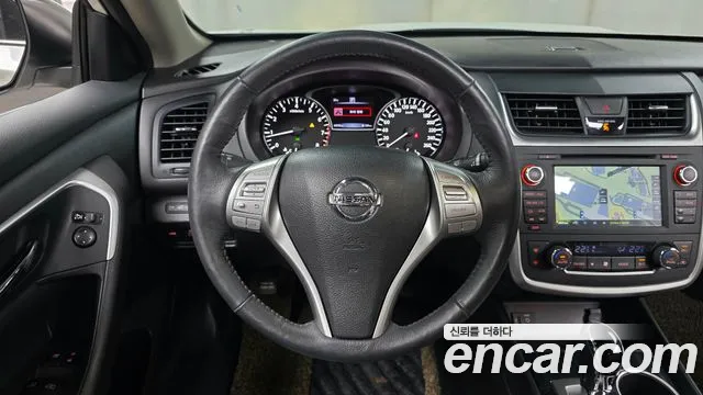 Nissan Altima 2017 — фото 13