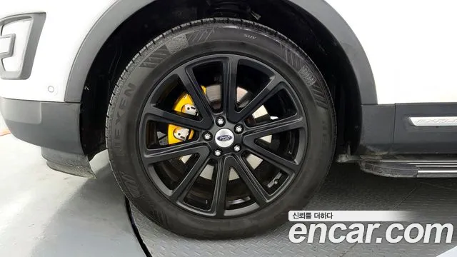 Ford Explorer 2017 — фото 5