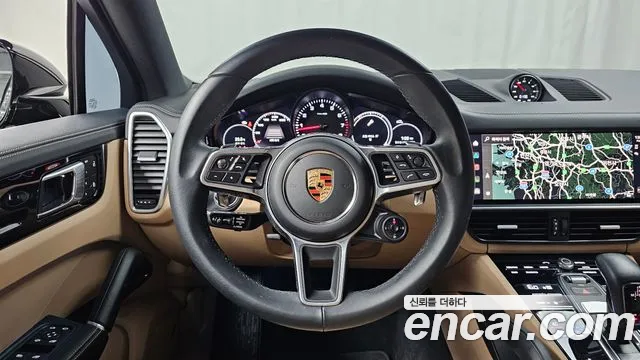 Porsche Cayenne 2023 — фото 19