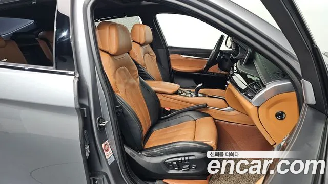 BMW X6 2015 — фото 12