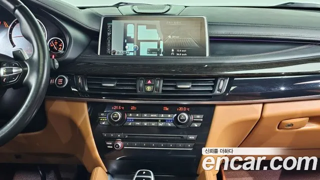 BMW X6 2015 — фото 19