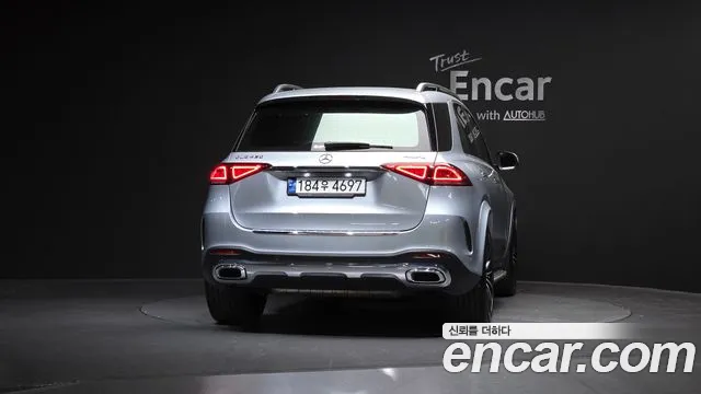 Mercedes-Benz GLE-Class 2023 — фото 4