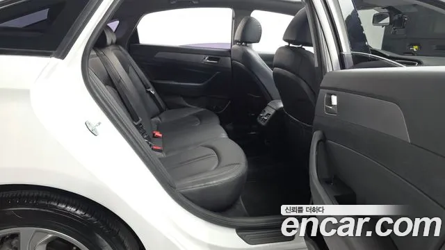 Hyundai Sonata 2019 — фото 18