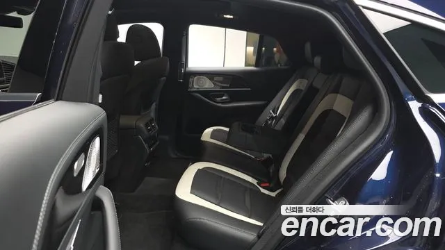 Mercedes-Benz GLE-Class 2021 — фото 16