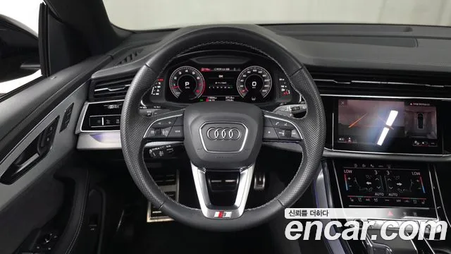 Audi Q8 2023 — фото 20